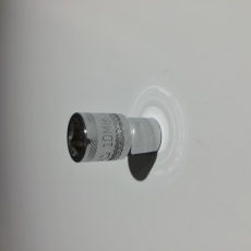 ���i�C���[�W